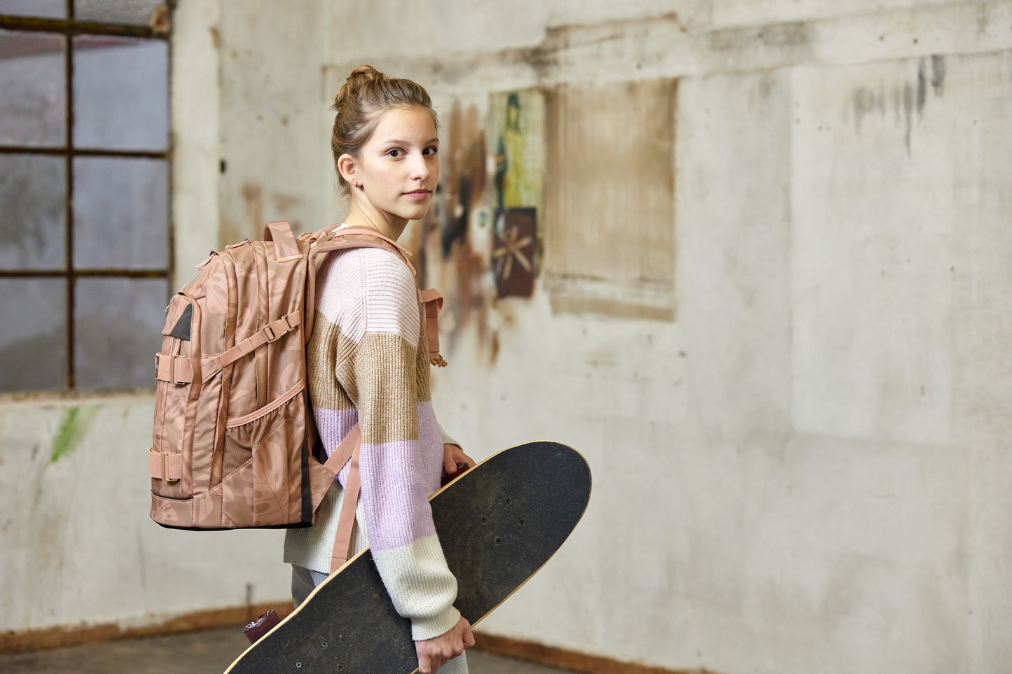 Schulrucksack - BOLD Leaves, Caramel