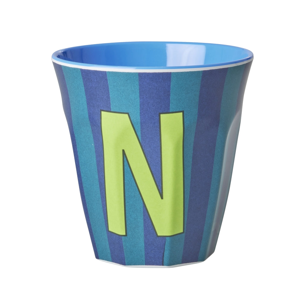 Melamine Becher verschiedene Buchstaben Streifen