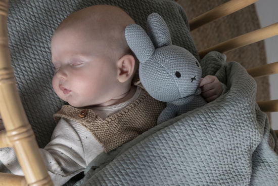 Kuscheltier Hase Miffy Strick, Grün 20 cm