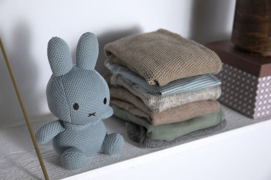 Kuscheltier Hase Miffy Strick, Grün 20 cm