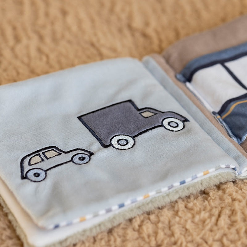 Stoffbuch Fluffy grün mit Aktivitäten | Miffy