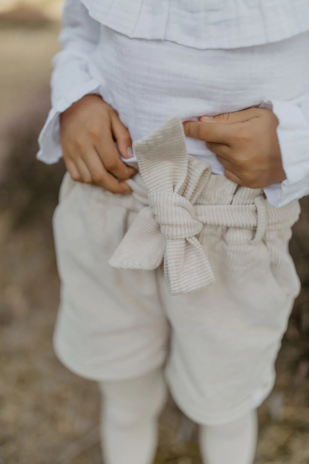 Paperbag Shorts aus Cord mit Schleife 3 Größen