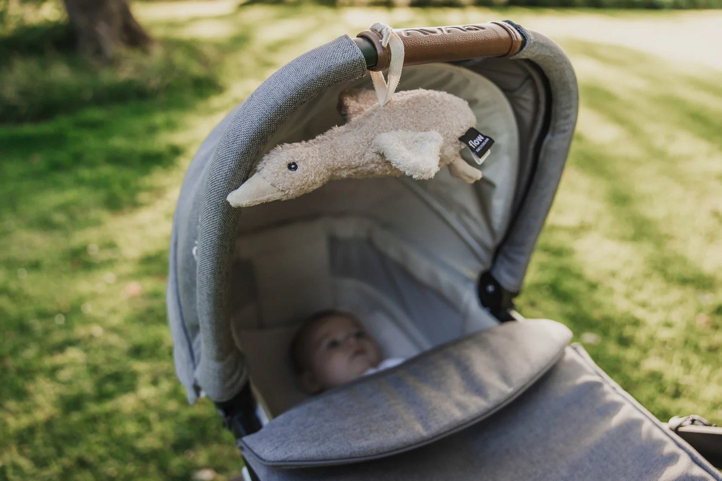 Liva (Oat) Comforter on the go