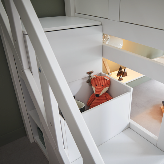 Mittelhochbett mit Treppe - Breeze