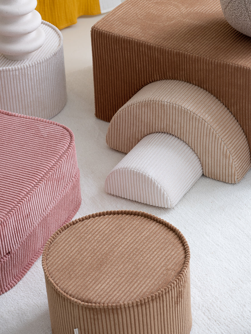 Toffee Pouffe