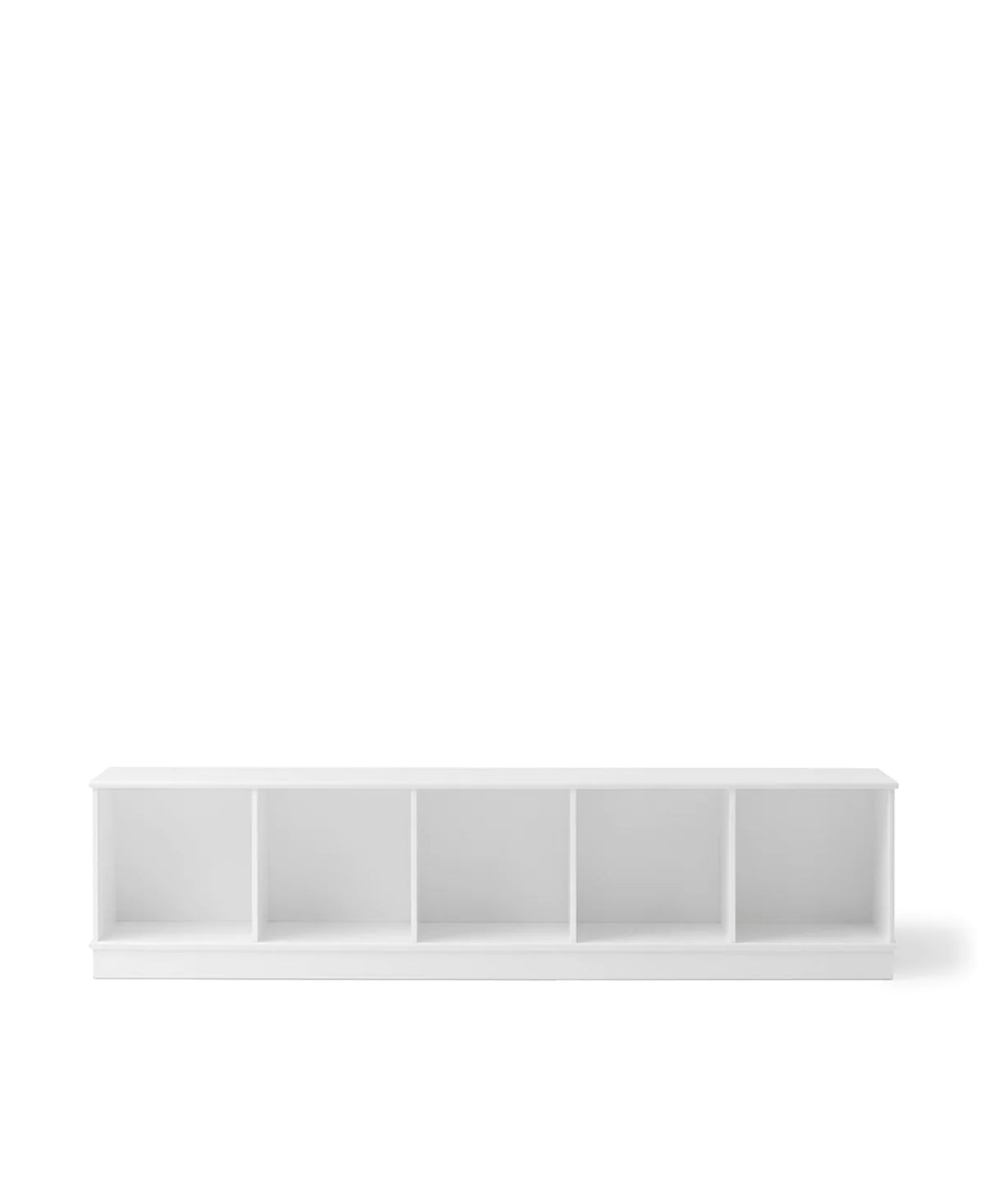 Standregal horizontal 5 x 1 m. Sockel