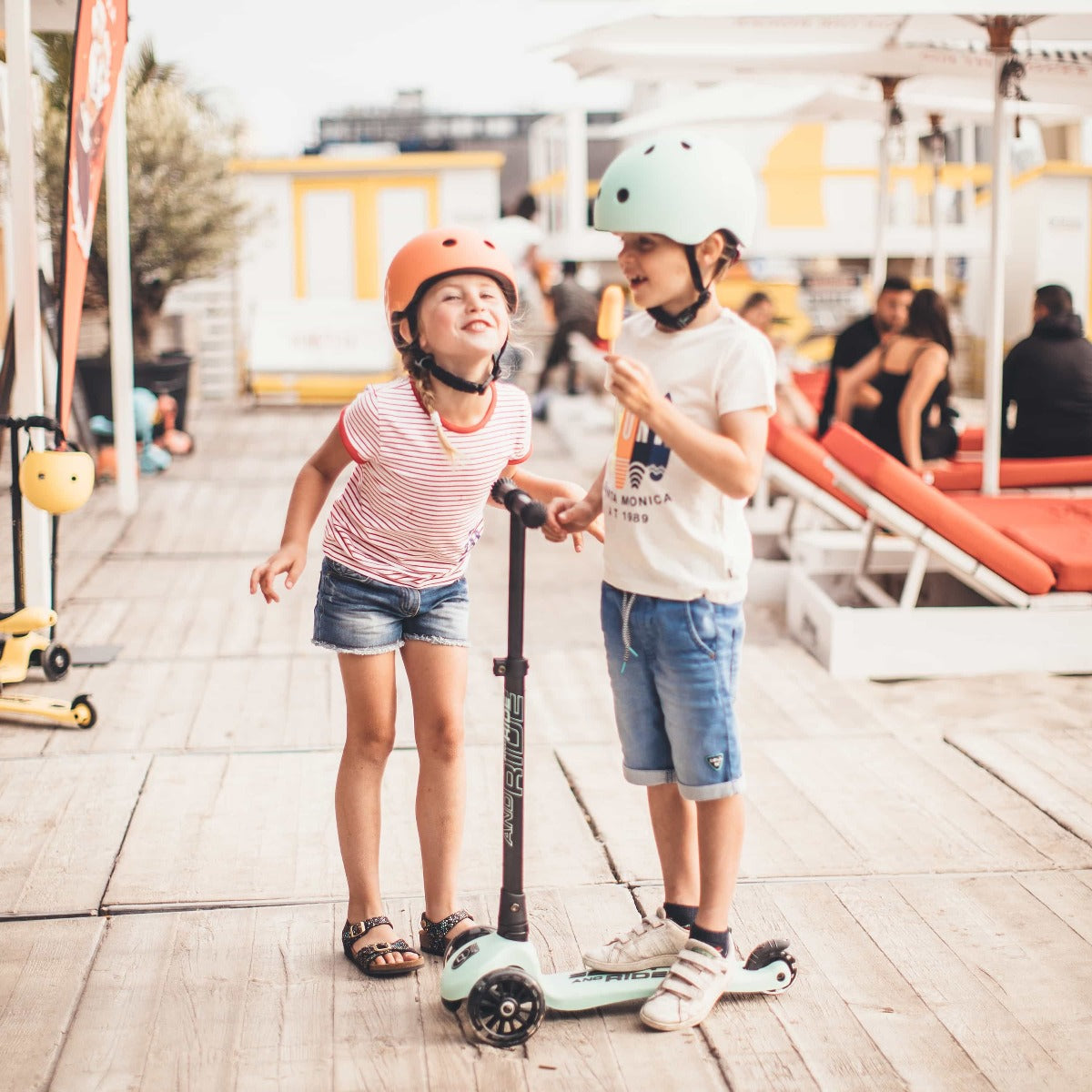 Scoot and Ride Highwaykick 3 LED Ash