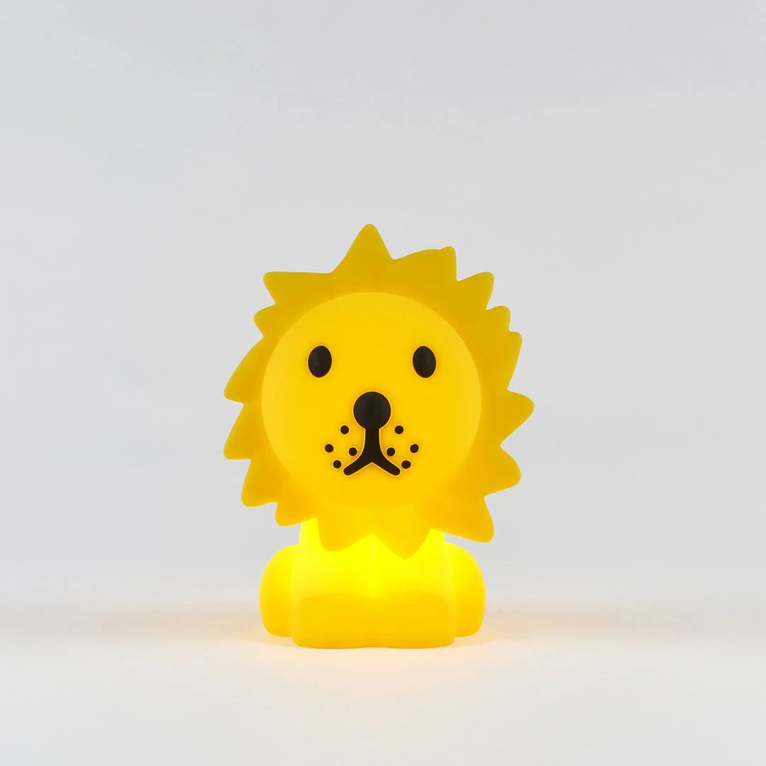 Lion First Light