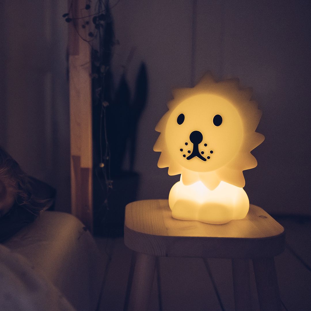 Lion First Light