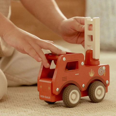 Holzfeuerwehrauto – Rot – Essentials