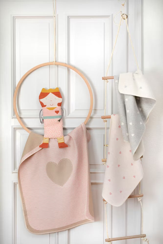 Babydecke Herzen Farbe Hellgrau 90x70cm