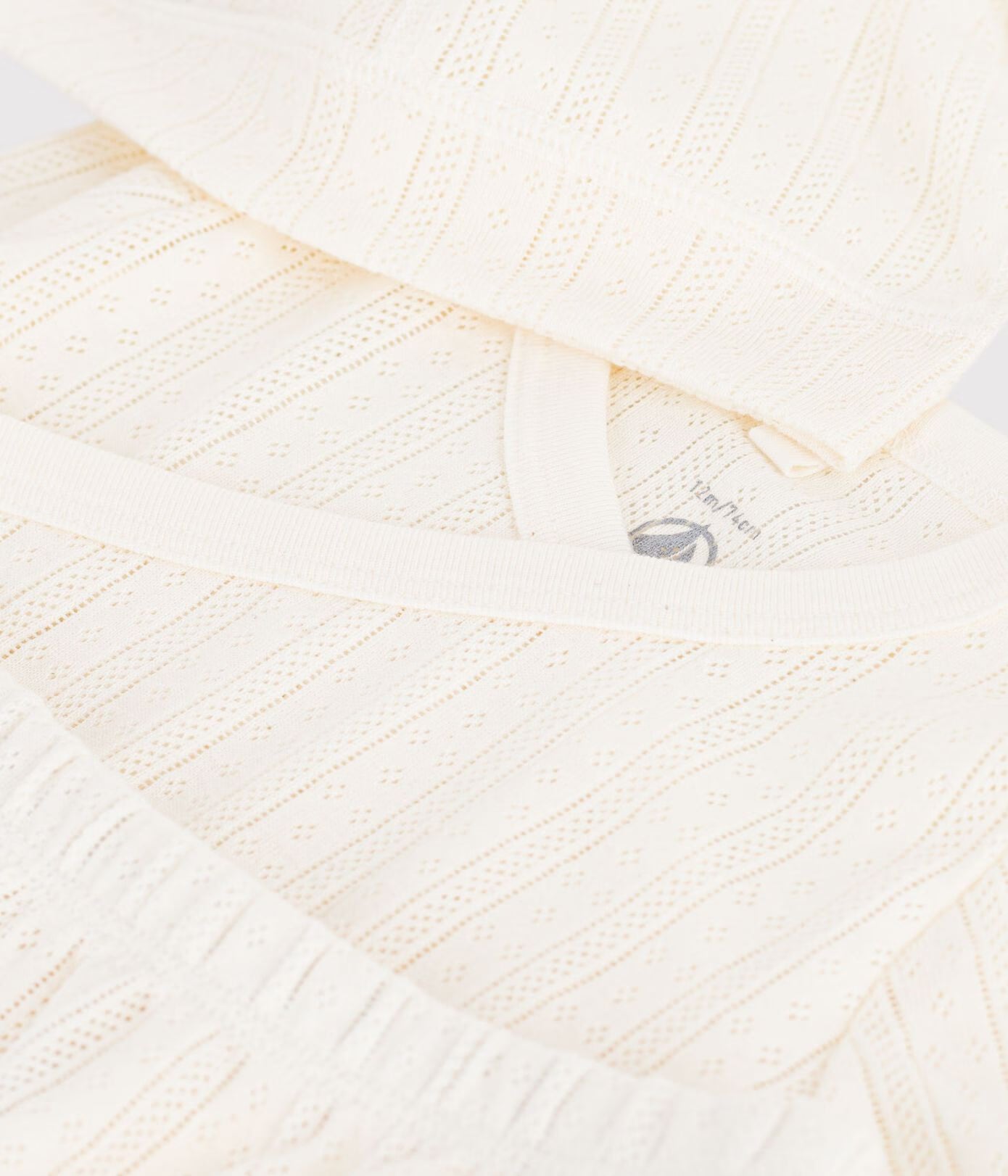 Petit Bateau Langes 3-teiliges Baby-Set aus Baumwolle mit Lochstickerei und dazu passendem Mützchen