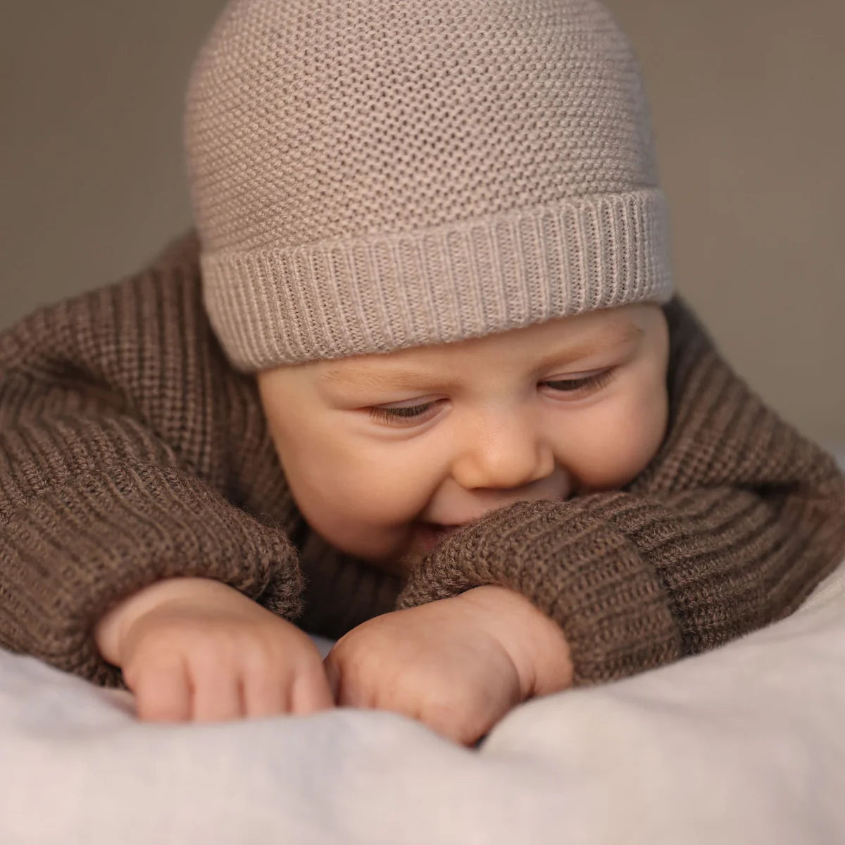 Newborn-Mütze Lotte 100% Merinowolle verschiedene Farben