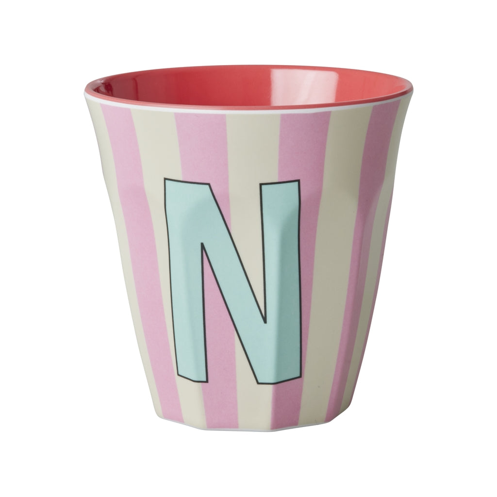 Melamine Becher verschiedene Buchstaben Streifen