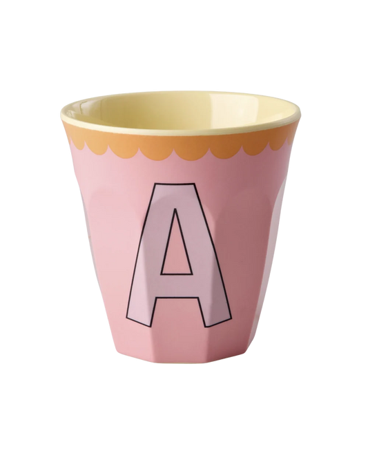Melamine Becher verschiedene Buchstaben Vintage