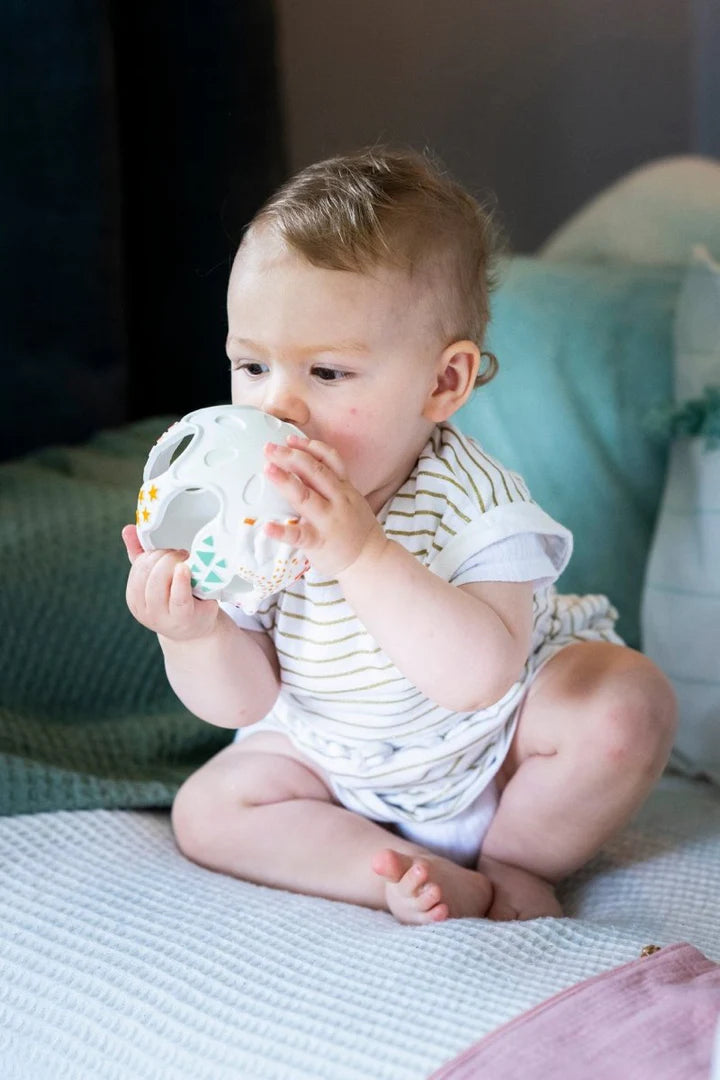 SOPHIE LA GIRAFE  5 SINNE sensoring teething ball